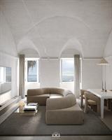 Seafront apartment